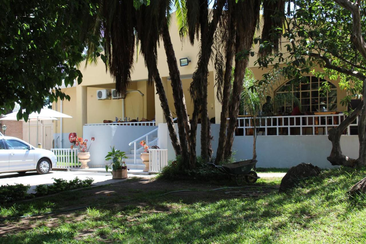 Casa Mia Lodge & Restaurant Blantyre Exterior photo